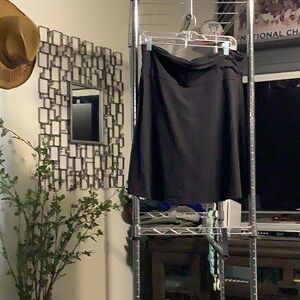 Black lightweight skirt